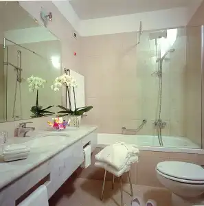 Continental Wellness & Spa - 93