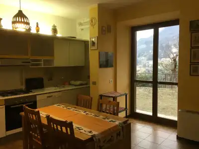 Diffuso Il Portichetto sulla collina a Vezio Perledo - 245
