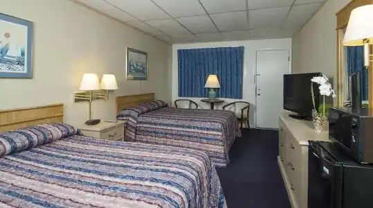 Sun N Fun Motel - 16