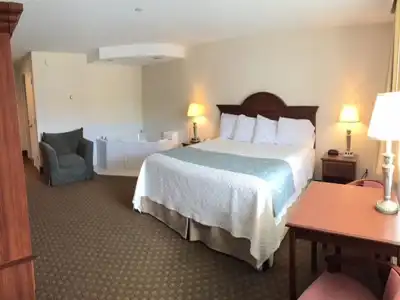 Ogunquit & Suites - 39
