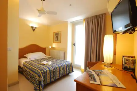 UNAHOTELS Imperial Sport - 50