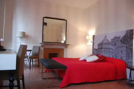 Cozy Duomo View Apartment - 21