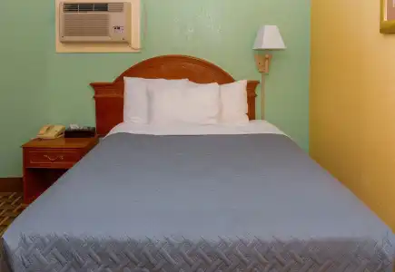 Whispering Pines Motel - 13