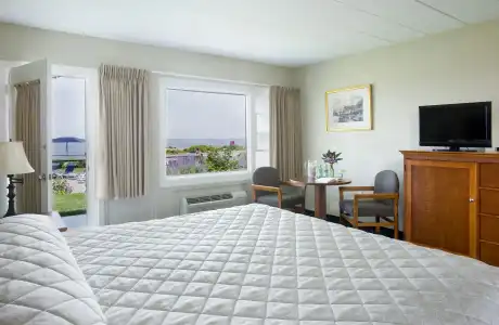 Atlantis Oceanfront Inn Gloucester - 25