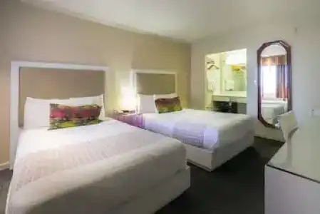 Inn at Golden Gate - 7