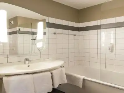 ibis Colmar Est - 8