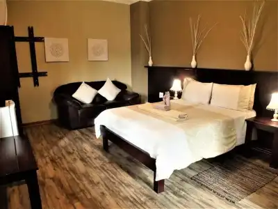 Uzuri Guesthouse - 23