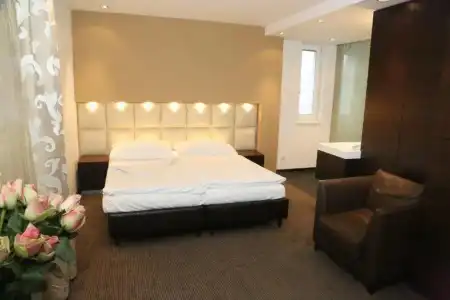 B&B Linz City-Ost - 43