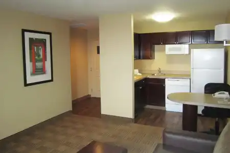 MainStay Suites Las Vegas Flamingo - 68