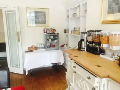 Chester House Guest House - 11