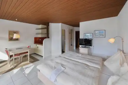 ApartEiger - - 34