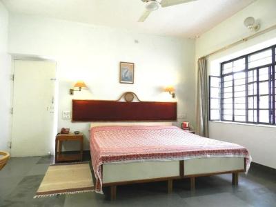 Jai Niwas - 18