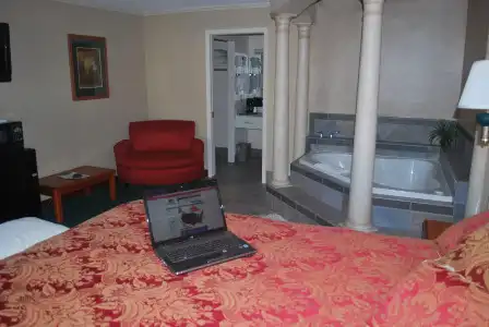 Americas Best Value Inn Lubbock E - 41