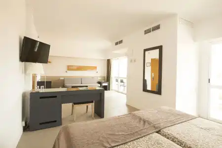Bordoy Cosmopolitan - 81