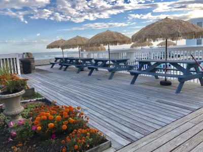 Ocean Surf Resort - 17