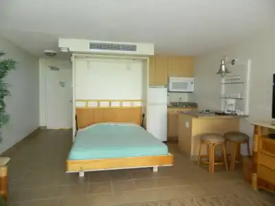 Kahana Beach Vacation Club - 22