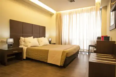 Athens Way Apartments - 43
