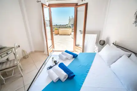 Vineyard Exclusive Suites - 1