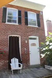 Adam's Inn - 33