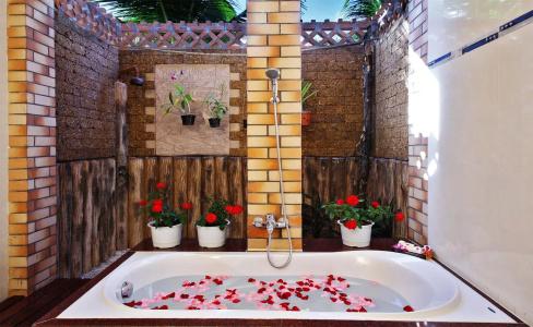 Golden Coast Resort and Spa - 111