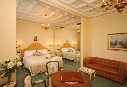 Grand Excelsior - 52
