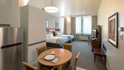 Le Square Phillips And Suites - 79