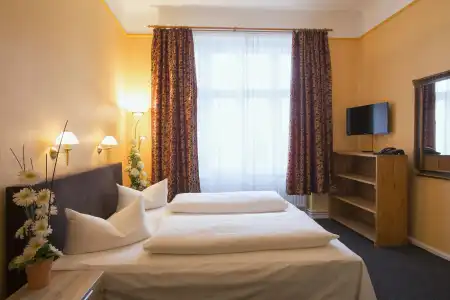 am Hermannplatz - 25