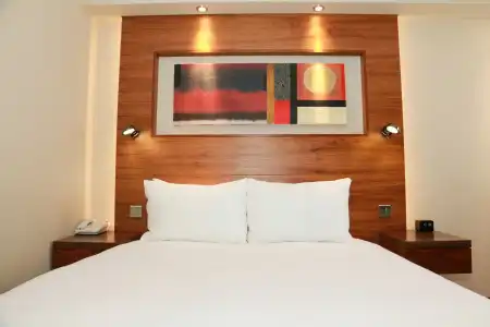 100 Queen's Gate London Kensington, Curio Collection by Hilton - 16