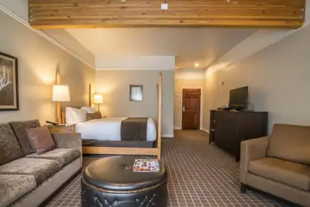 Pine Ridge Inn - 38