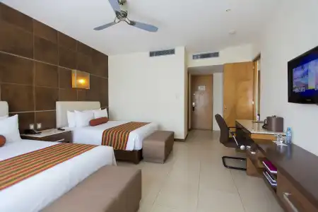 Krystal Urban Cancun & Beach Club - 67