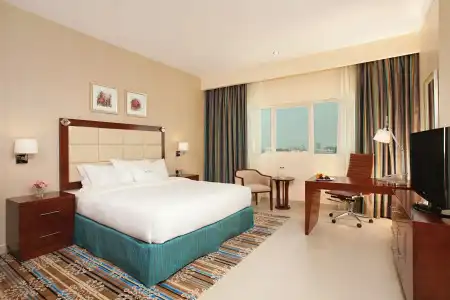 DoubleTree by Hilton - 44