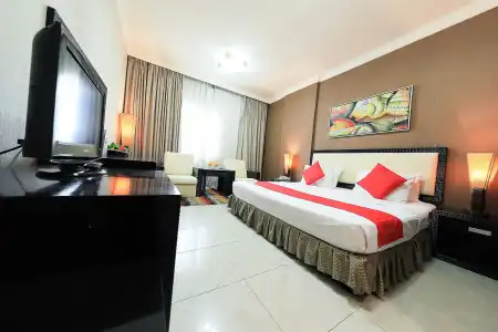 Crystal Plaza - 51