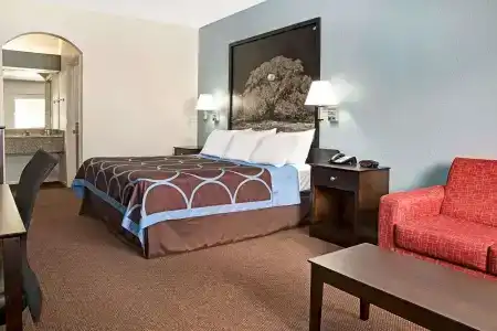 Super 8 by Wyndham Houston/Brookhollow NW - 16