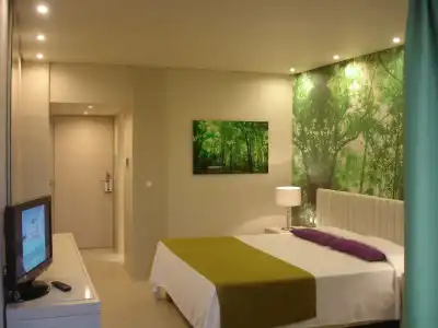 Eden Roc Resort - 39