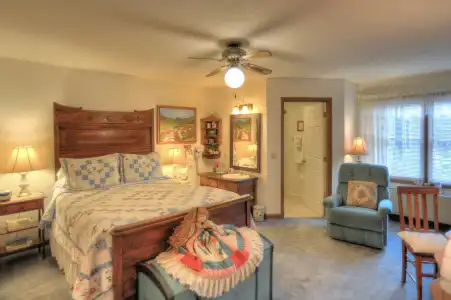 Blue Mountain Mist Country Inn & Spa - 61