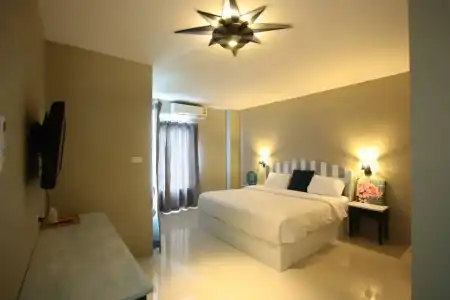 Hub Hua Hin 57 - 66