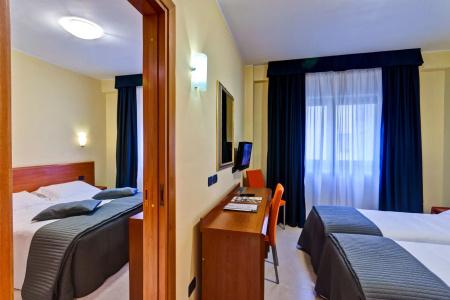 Best Western Blu Roma - 36