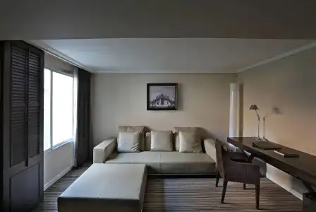 S15 Sukhumvit - 61
