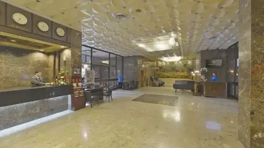 Grand Astoria - 3