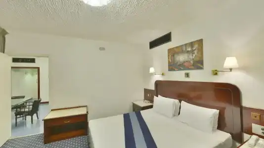 Grand Astoria - 8