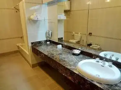Grand Astoria - 45