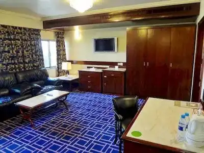 Grand Astoria - 11