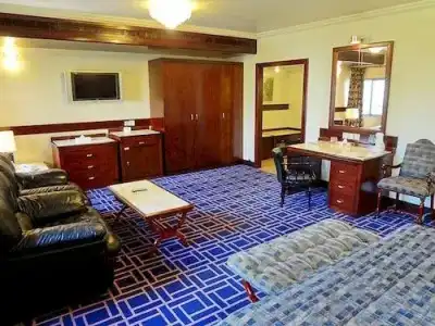 Grand Astoria - 5