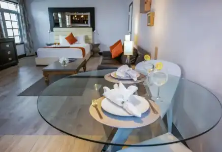 Lincoln Arms Suites - 68