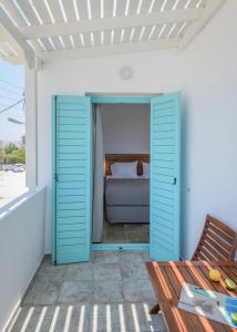 Michalis Studios - 60