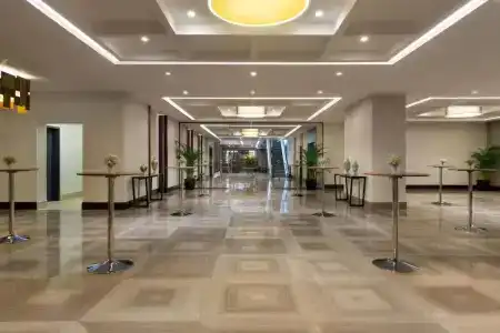 Sheraton Istanbul City Center - 33
