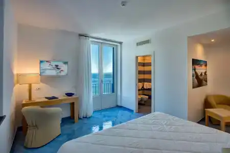 Boutique Helios - 19