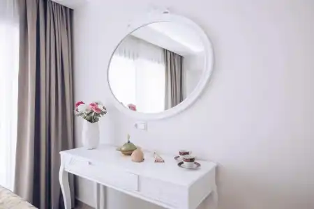 Princess Kinli Suites - 22