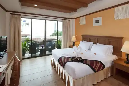 Sun Hill (SHA Plus+) - 54