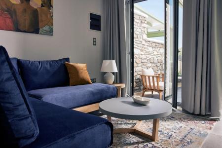 EmGard Suites - 72